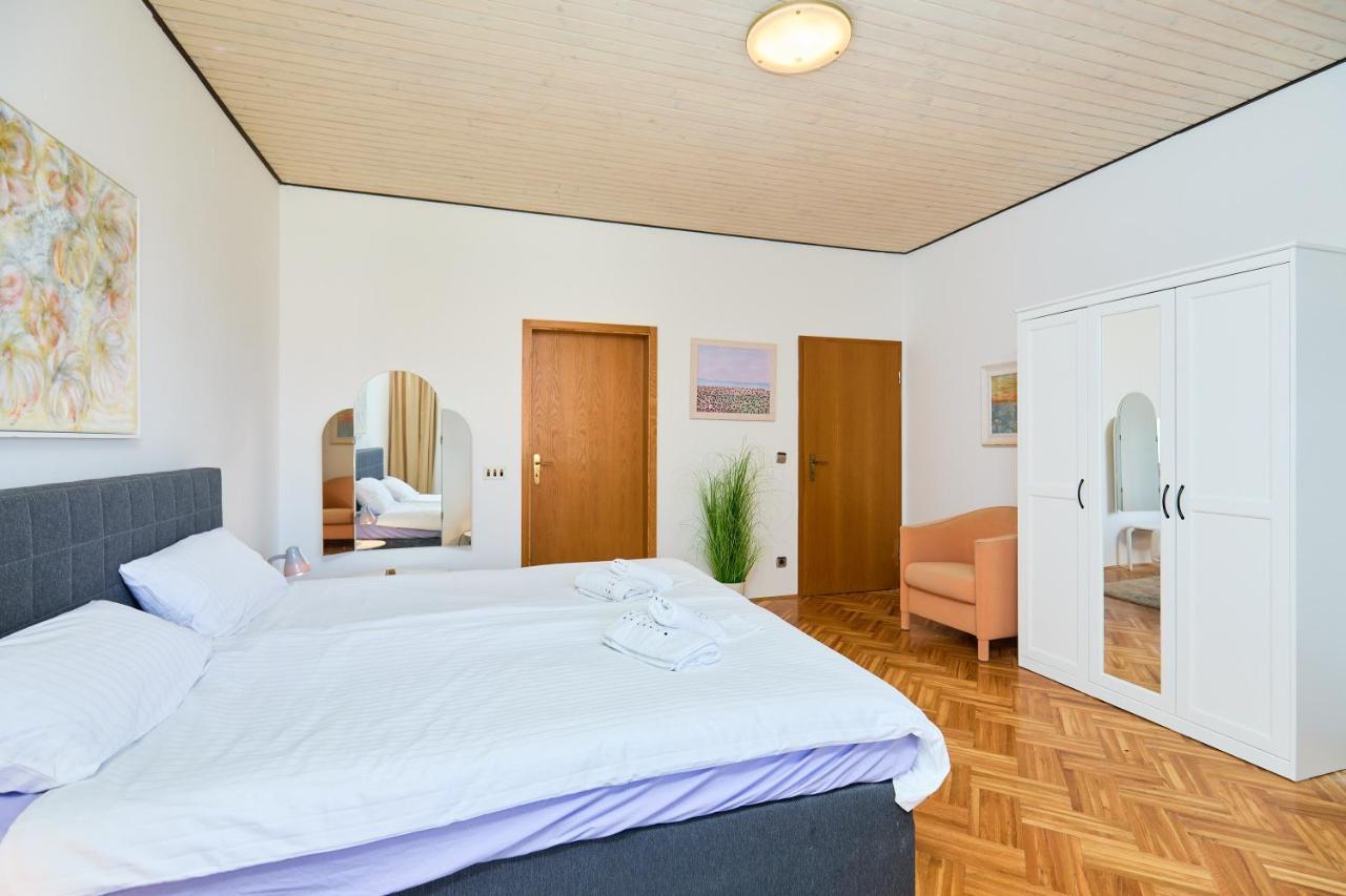 Guest house Haus